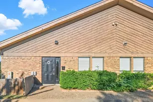 3711 W Green Oaks Blvd, Arlington, TX 76016 - Photo 1