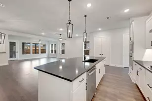 2075 Pine Grove Lane, Arlington, TX 76005 - Photo 10
