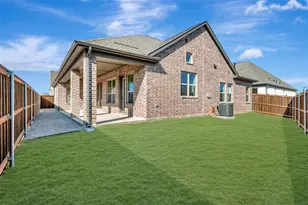 4703 Boyds Branch Dr, Arlington, TX 76005 - Photo 2