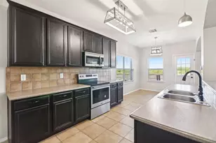 6321 Stone Lake Dr, Fort Worth, TX 76179 - Photo 10