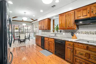 2715 Lincoln Dr, Arlington, TX 76006 - Photo 10