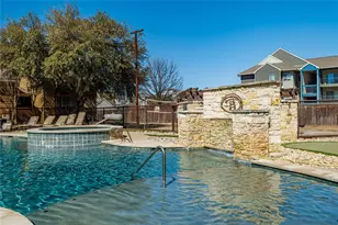 2410 S 2nd St, Waco, TX 76706 - Photo 20