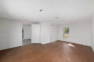 102 San Saba Ave, Benbrook, TX 76126 - Photo 10