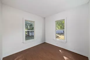 102 San Saba Ave, Benbrook, TX 76126 - Photo 14