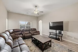 1837 Chesapeake Dr, Crowley, TX 76036 - Photo 16