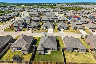 1837 Chesapeake Dr, Crowley, TX 76036 - Photo 40