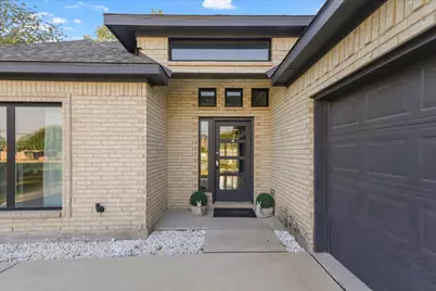 2915 Ames Road, Lancaster, TX 75134 - Photo 4