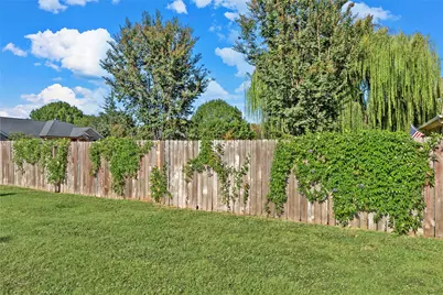 8 Republic Drive, Waco, TX 76708 - Photo 40