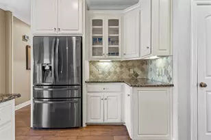 8 Republic Dr, Waco, TX 76708 - Photo 10