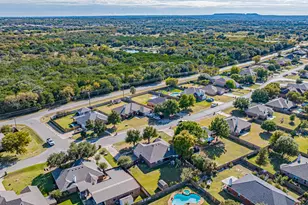 2924 Meandering Way, Granbury, TX 76049 - Photo 38
