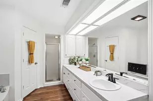 215 Shady Oak Rd, Keene, TX 76059 - Photo 18