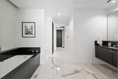 2408 Victory Park Lane #1140, Dallas, TX 75219 - Photo 12