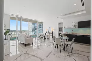 2408 Victory Park Ln, Dallas, TX 75219 - Photo 1