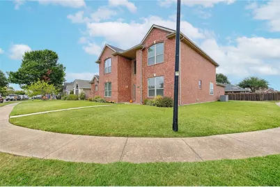 7521 Lagoon Drive, Rowlett, TX 75088 - Photo 4