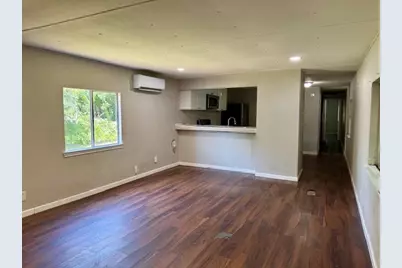 914 Pawnee Trail, Granbury, TX 76048 - Photo 4