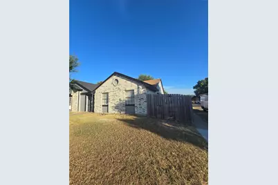 7001 Sorcey Road, Dallas, TX 75249 - Photo 8