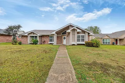 1517 Yorkshire Drive, Mesquite, TX 75149 - Photo 1