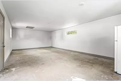 108 Holcombville Road, Tom Bean, TX 75489 - Photo 24