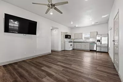 108 Holcombville Road, Tom Bean, TX 75489 - Photo 4