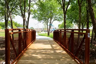 310 Alicia Ct, Mansfield, TX 76063 - Photo 6