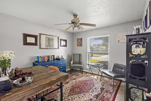 6533 Circleview Dr, North Richland Hills, TX 76180 - Photo 14