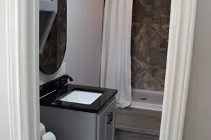 833 N 60th St, Waco, TX 76710 - Photo 16