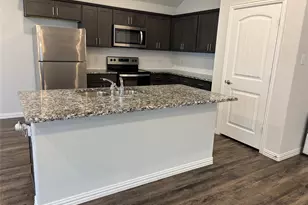 2006 Yale St, Farmersville, TX 75442 - Photo 8