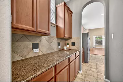 9325 Woodhurst Drive, McKinney, TX 75072 - Photo 8