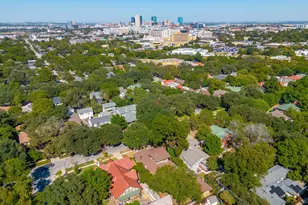 2135 Pembroke Dr, Fort Worth, TX 76110 - Photo 40