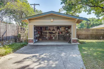 2135 Pembroke Drive, Fort Worth, TX 76110 - Photo 36