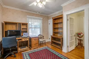 2135 Pembroke Dr, Fort Worth, TX 76110 - Photo 20