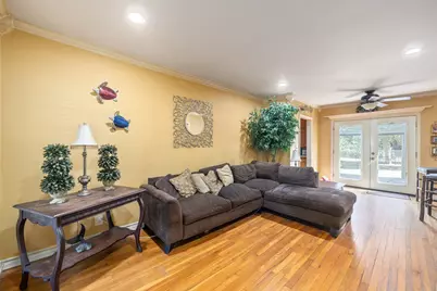 708 N Bailey Avenue, Fort Worth, TX 76107 - Photo 4