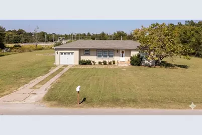 429 E Ohio Street, Van, TX 75790 - Photo 2
