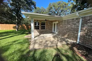 1915 Signet Dr, Euless, TX 76040 - Photo 16