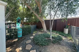 4605 Cedar Springs Rd, Dallas, TX 75219 - Photo 20