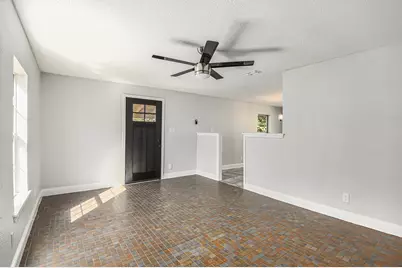 3506 N Houston Street, Fort Worth, TX 76106 - Photo 2