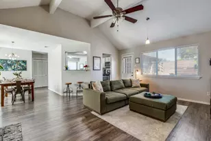 5723 Russcrest Dr, Dallas, TX 75227 - Photo 6