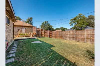 5723 Russcrest Drive, Dallas, TX 75227 - Photo 22