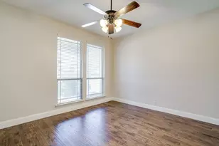 1109 Garden Ridge Dr, Burleson, TX 76028 - Photo 16