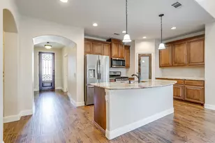 1109 Garden Ridge Dr, Burleson, TX 76028 - Photo 4