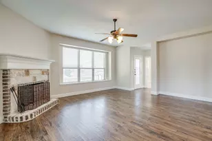 1109 Garden Ridge Dr, Burleson, TX 76028 - Photo 12