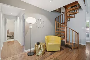 2209 Sand Creek Ct, Arlington, TX 76006 - Photo 12