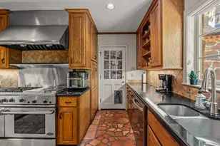 425 Crestwood Dr, Fort Worth, TX 76107 - Photo 18