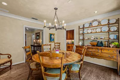 425 Crestwood Drive, Fort Worth, TX 76107 - Photo 14