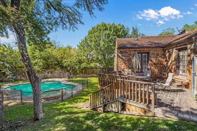 425 Crestwood Drive, Fort Worth, TX 76107 - Photo 36