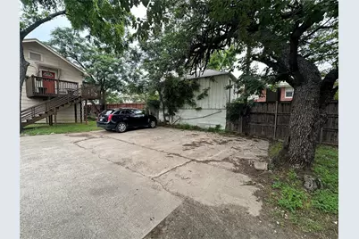 819 N Marsalis Avenue #E, Dallas, TX 75203 - Photo 14