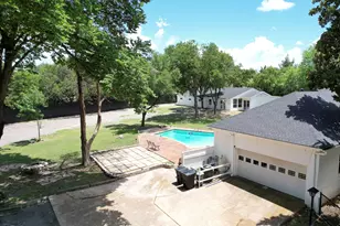 1206 S Clark Rd, Duncanville, TX 75137 - Photo 2