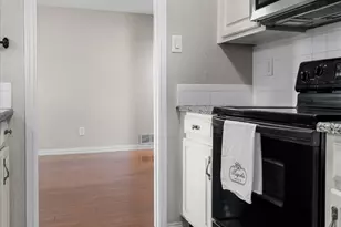 49 Morrow Dr, Bedford, TX 76021 - Photo 14