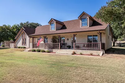 10517 Ravenswood Road, Granbury, TX 76049 - Photo 2