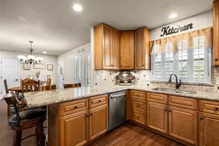 10517 Ravenswood Rd, Granbury, TX 76049 - Photo 14